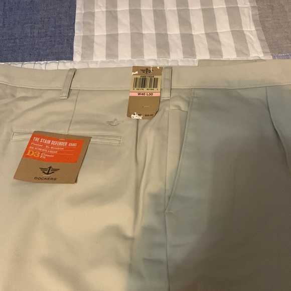 DOCKERS CUFFED DRESS PANTS:  SIZE 40 W by 30 L: NWT - Picture 4 of 10